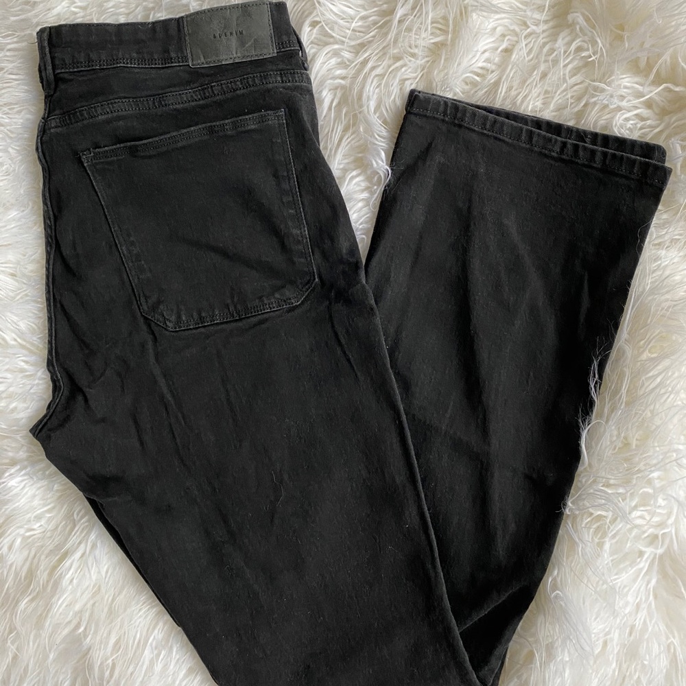 Mini Flare High-Waisted Black Jeans